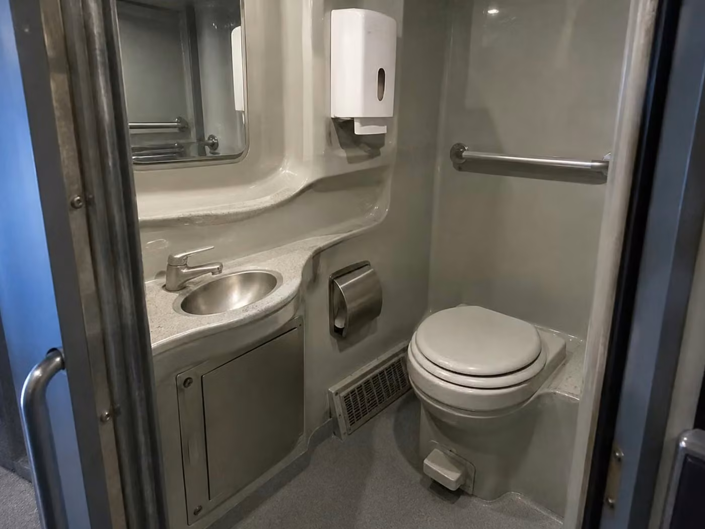 west melbourne 56 passenger charter bus onboard restroom