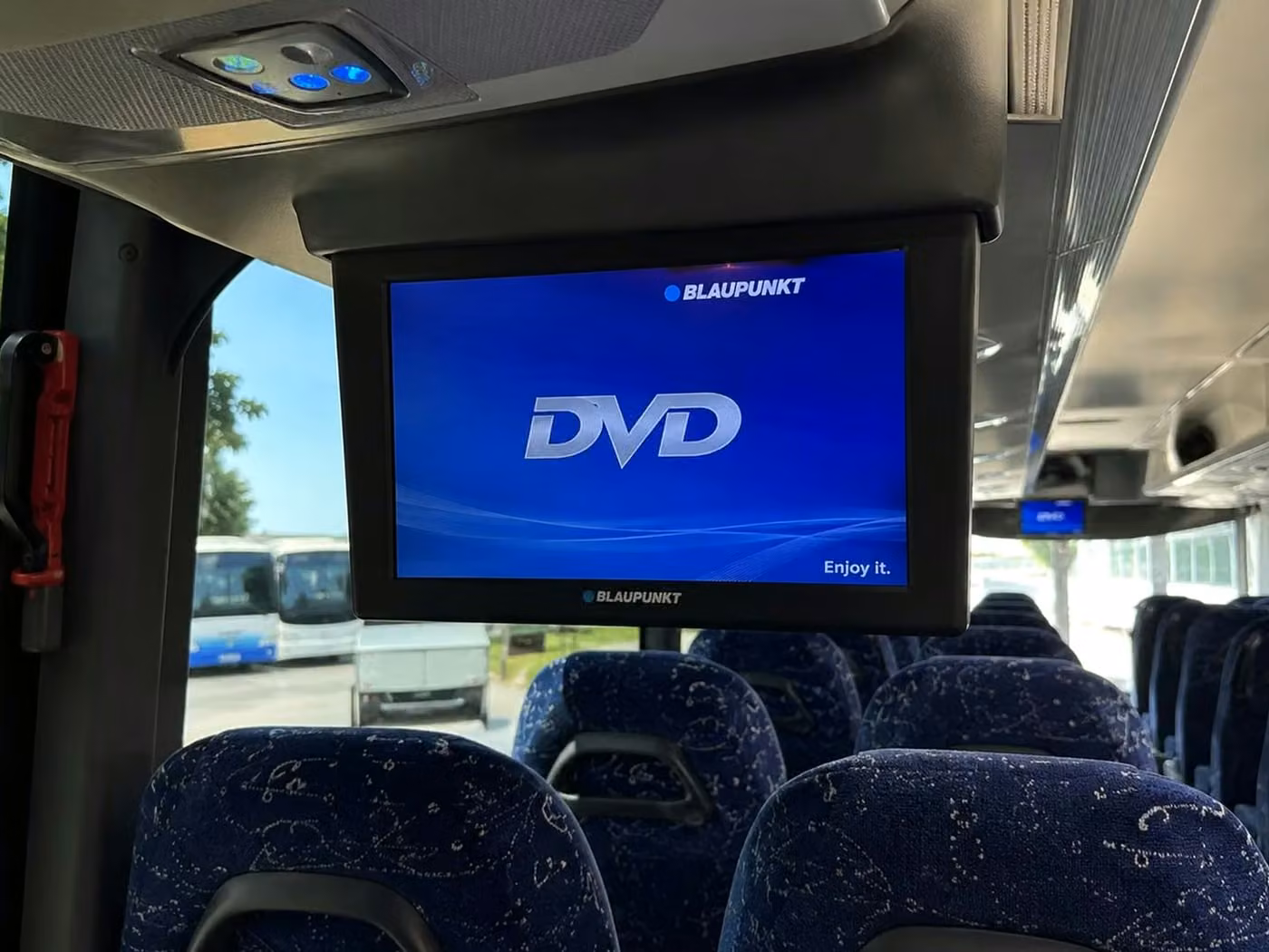 west melbourne charter bus tv monitors